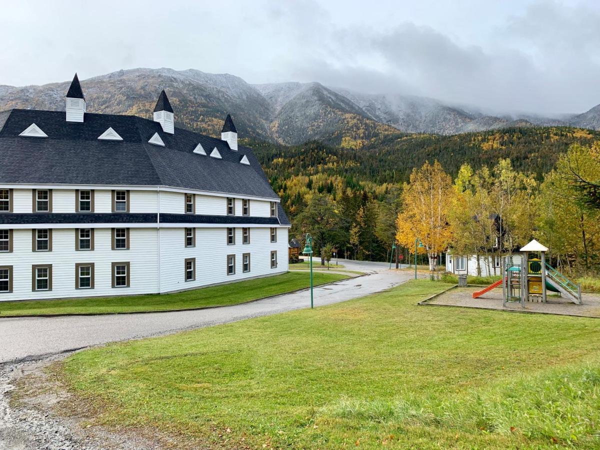 Gite Du Mont-Albert - Sepaq Sainte Anne des Monts Exterior photo