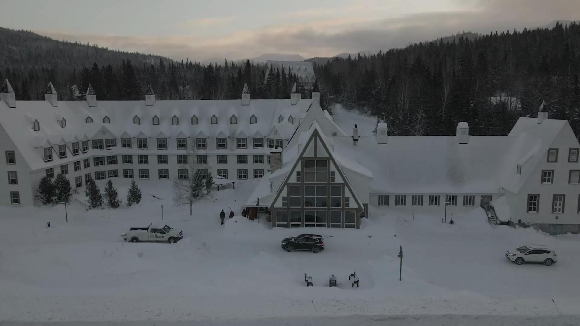 Gite Du Mont-Albert - Sepaq Sainte Anne des Monts Exterior photo